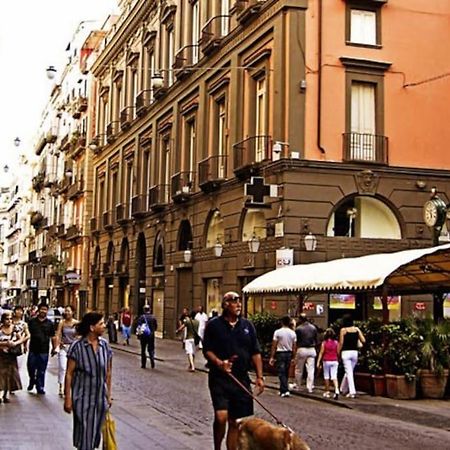 Apartamento Casa Via Toledo. Centralissima E Vicina Al Porto Nápoles Exterior foto